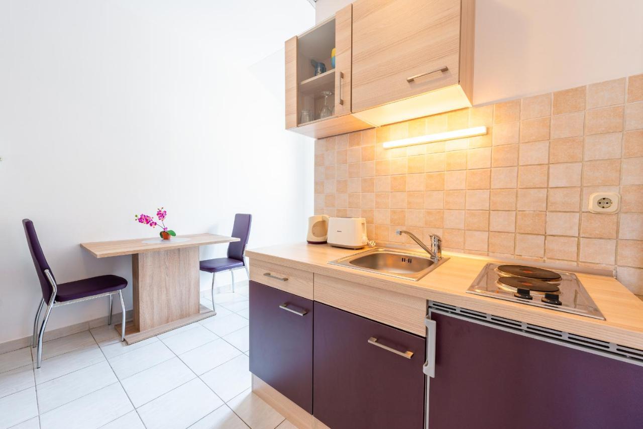 Apartments Radulj 古维达里 外观 照片