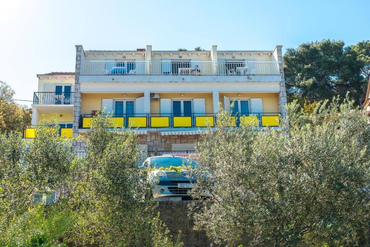 Apartments Radulj 古维达里 外观 照片